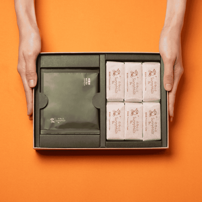 CNY2026 鳳梨酥+烏龍茶禮盒【新年預購 - 保存期限：3月3日或之後】含馬年布袋