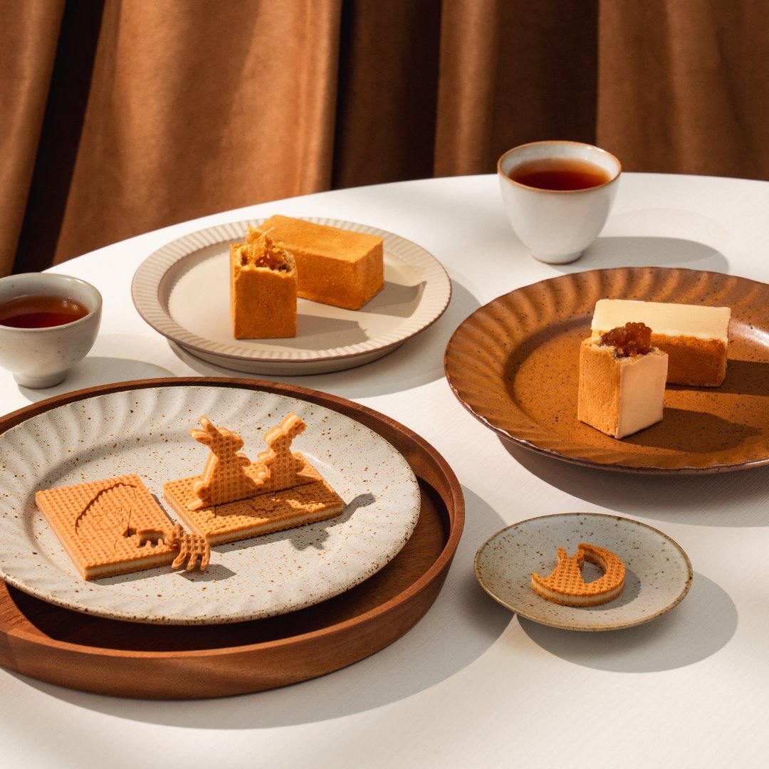 經典中秋禮盒 (鳳梨酥 + 蘋果酥 + 山丘芭娜娜) 【預購 - 保存期限：10月2日或之後】